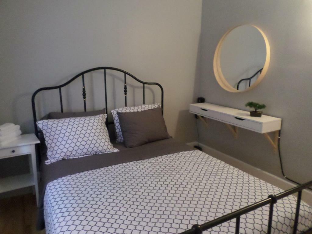Apartament Beautiful, Clean, Quiet 2 Br-In Downtown Ottawa. Parking, Wifi And Netflix Included Zewnętrze zdjęcie